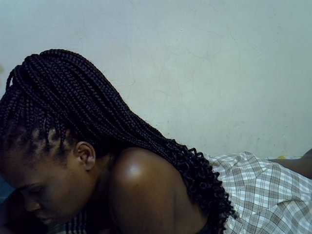Cute-aliyah live cam on BongaCams
