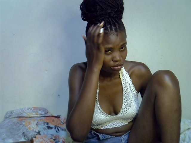 Cute-aliyah live cam on BongaCams