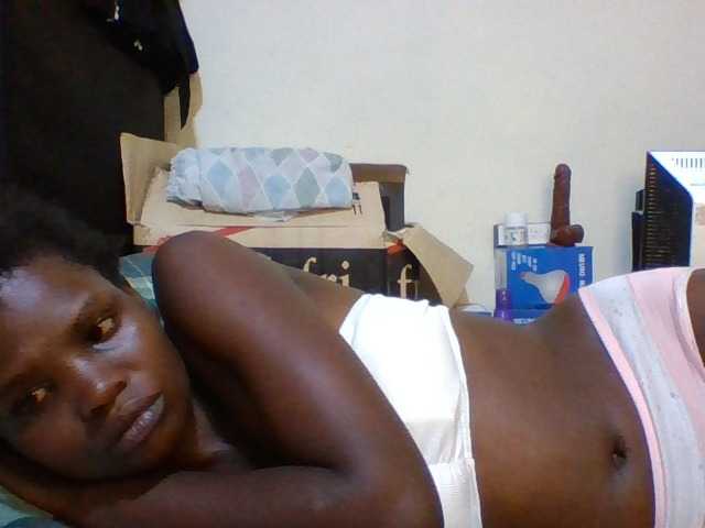 Cute-aliyah live cam on BongaCams