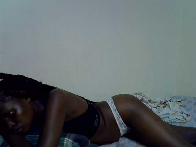 Cute-aliyah live cam on BongaCams
