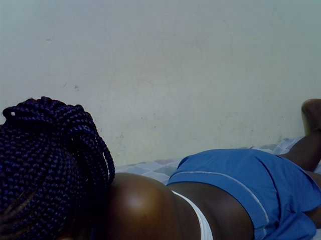 Cute-aliyah live cam on BongaCams