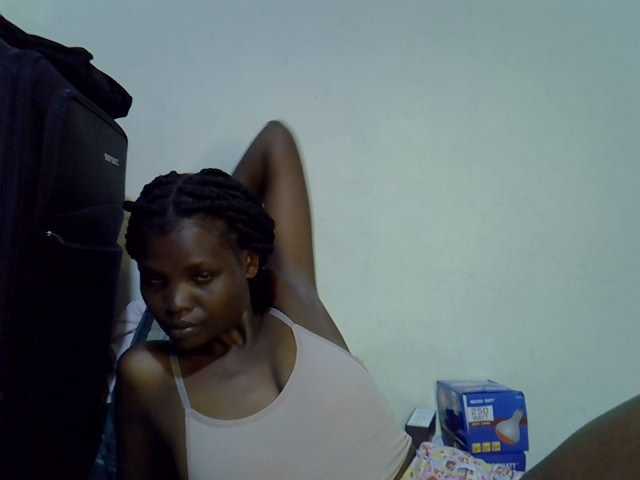 Cute-aliyah live cam on BongaCams