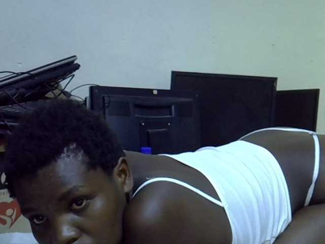 Cute-aliyah webcam
