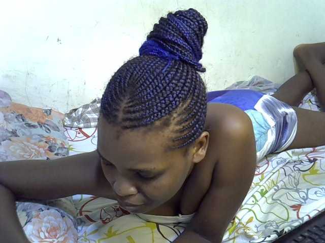 Cute-aliyah live cam on BongaCams