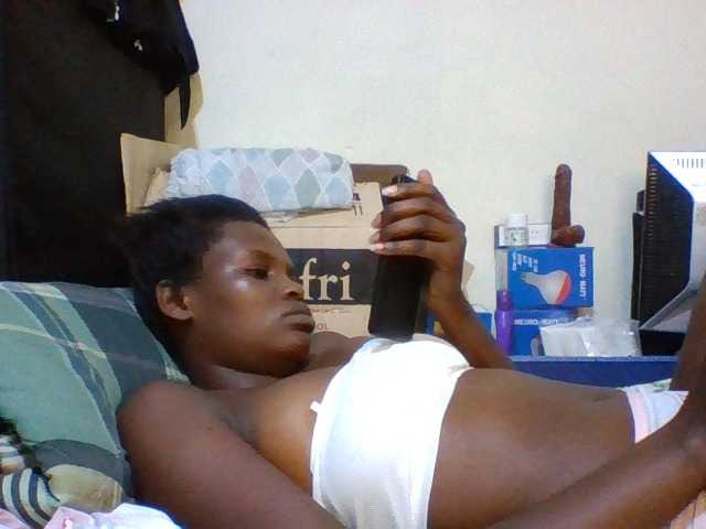 Cute-aliyah live cam on BongaCams
