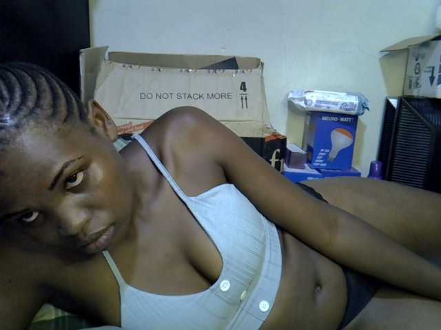Cute-aliyah live cam on BongaCams