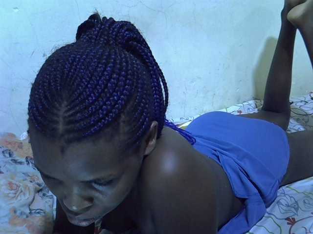 Cute-aliyah live cam on BongaCams