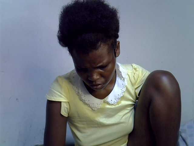 Cute-aliyah live cam on BongaCams