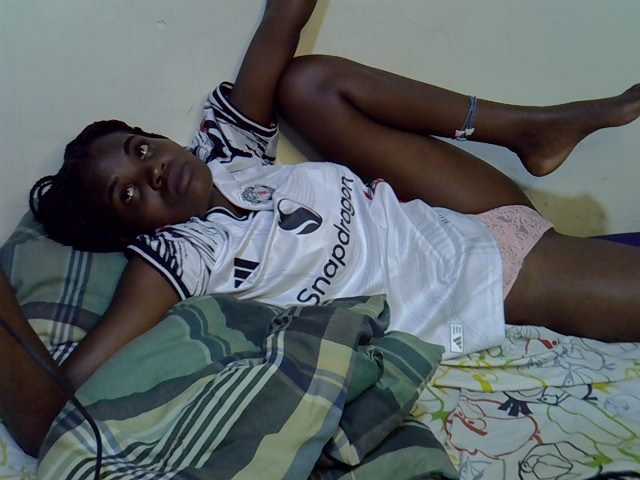 Cute-aliyah live cam on BongaCams