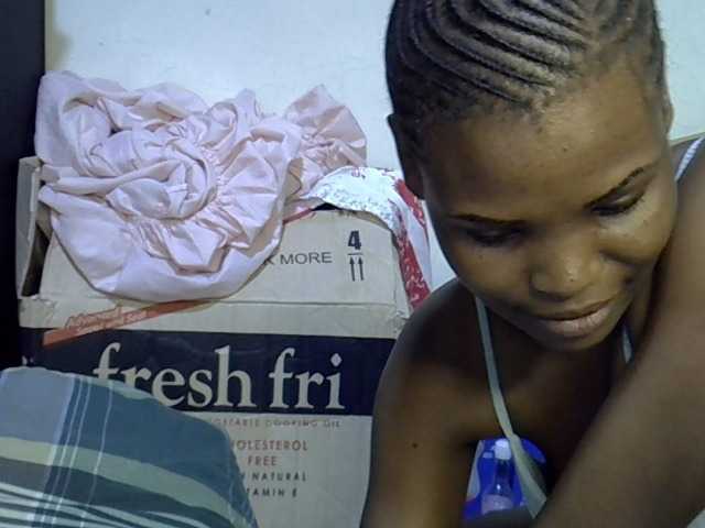 Cute-aliyah live cam on BongaCams