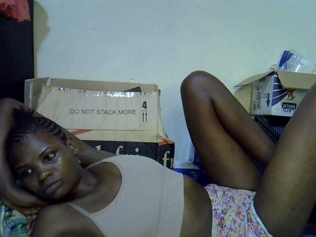 Cute-aliyah live cam on BongaCams