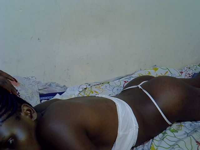 Cute-aliyah live cam on BongaCams