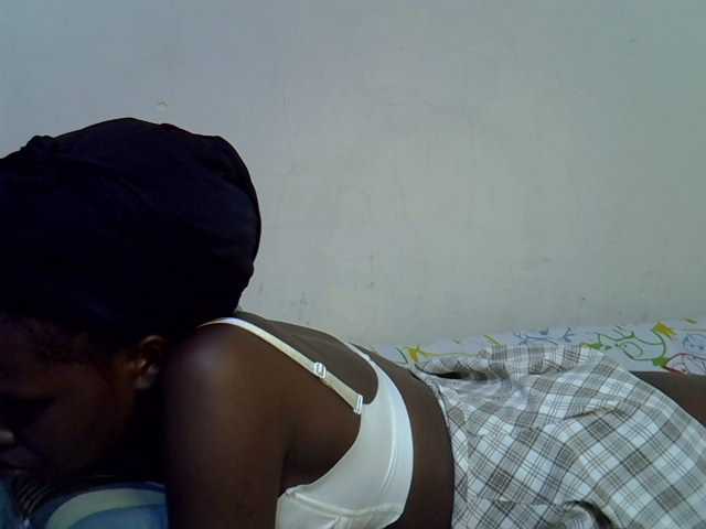 Cute-aliyah live cam on BongaCams