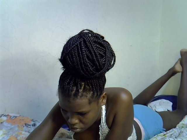 Cute-aliyah live cam on BongaCams