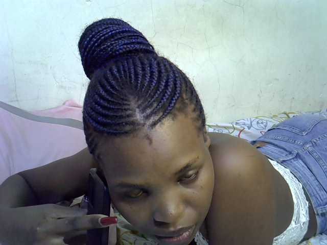 Cute-aliyah live cam on BongaCams