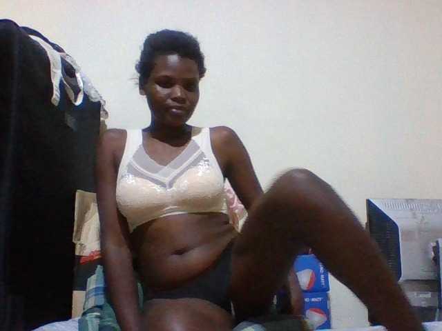 Cute-aliyah live cam on BongaCams