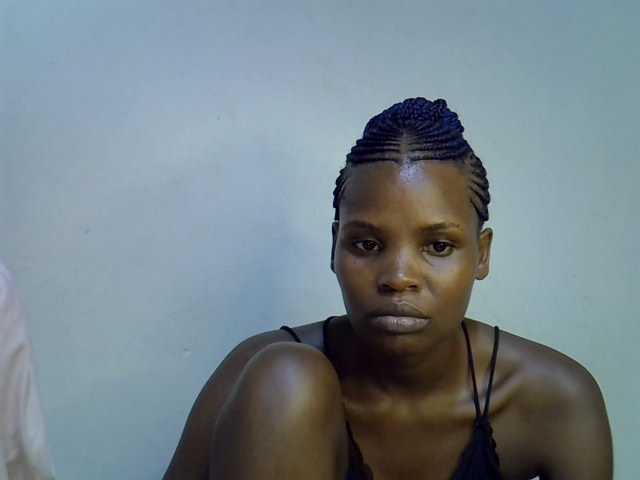 Cute-aliyah live cam on BongaCams