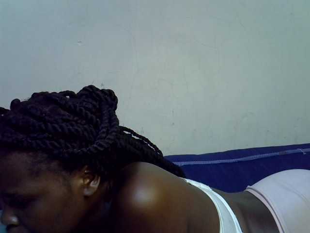 Cute-aliyah live cam on BongaCams