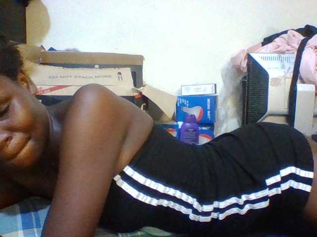 Cute-aliyah live cam on BongaCams