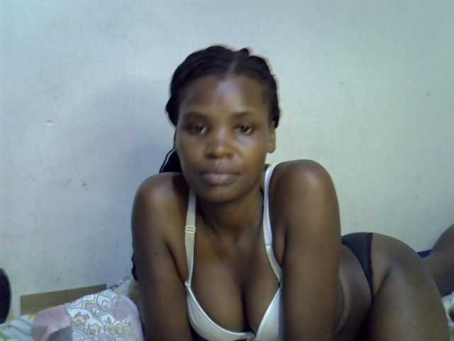 Cute-aliyah live cam on BongaCams