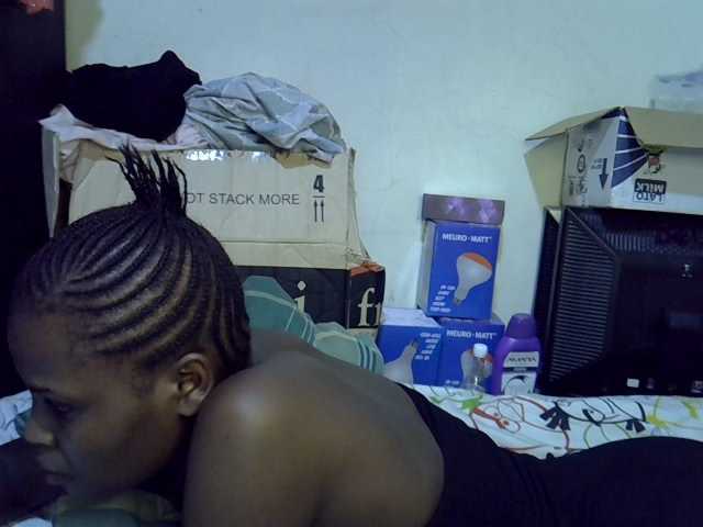 Cute-aliyah live cam on BongaCams