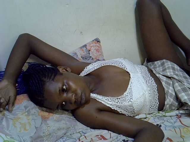 Cute-aliyah live cam on BongaCams