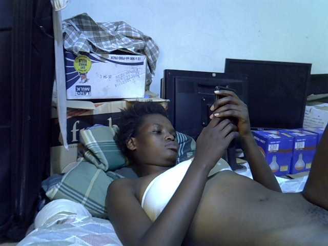 Cute-aliyah live cam on BongaCams