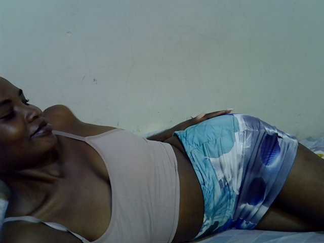 Cute-aliyah live cam on BongaCams