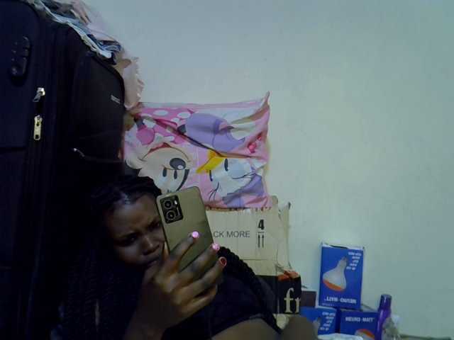 Cute-aliyah live cam on BongaCams