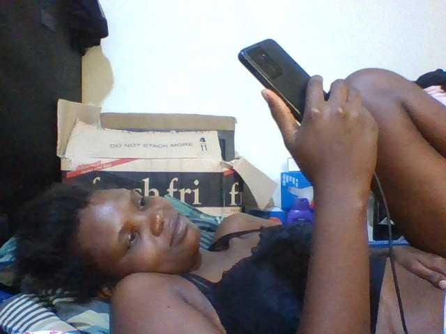 Cute-aliyah live cam on BongaCams