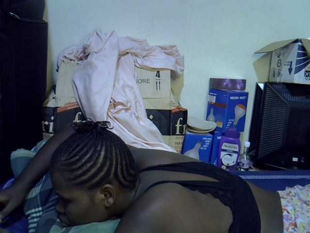 Cute-aliyah live cam on BongaCams
