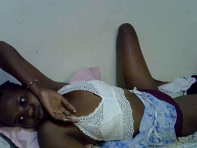 Cute-aliyah live cam on BongaCams