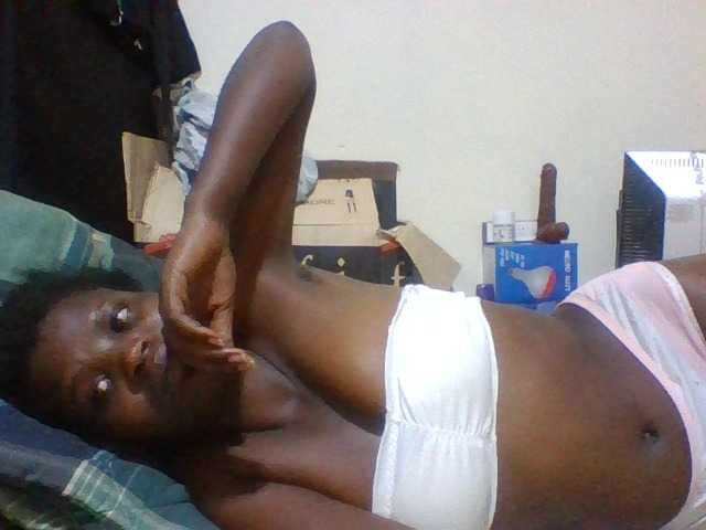 Cute-aliyah live cam on BongaCams