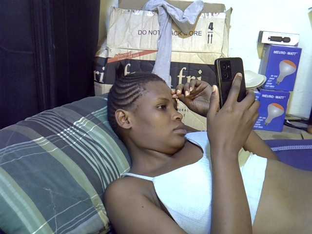 Cute-aliyah live webcam show