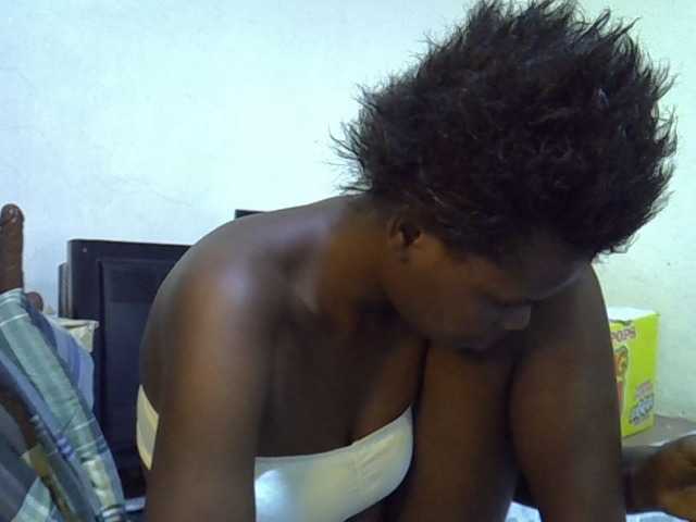 Cute-aliyah live cam on BongaCams