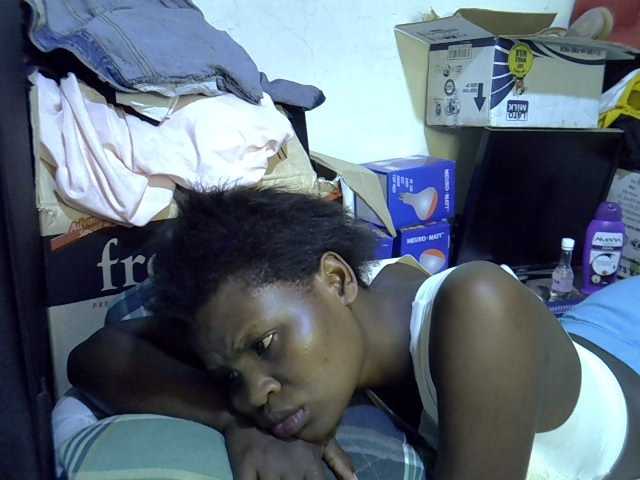 Cute-aliyah live cam on BongaCams