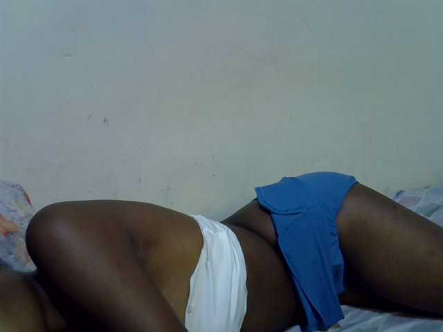 Cute-aliyah live cam on BongaCams