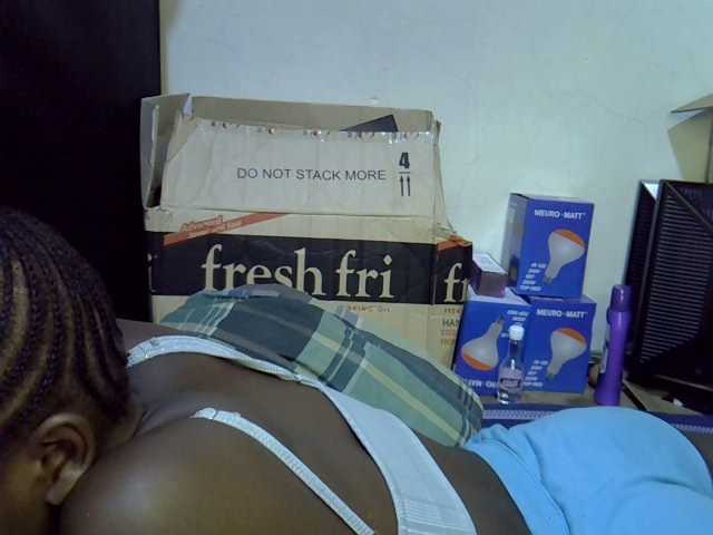Cute-aliyah live cam on BongaCams