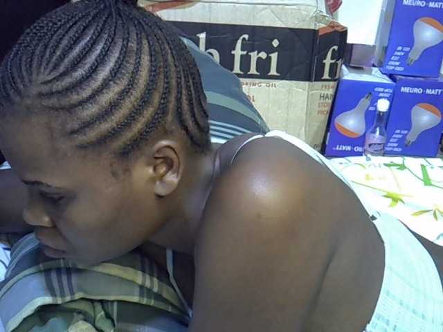 Cute-aliyah live cam on BongaCams