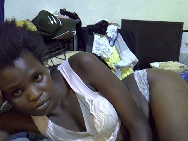 Cute-aliyah live cam on BongaCams