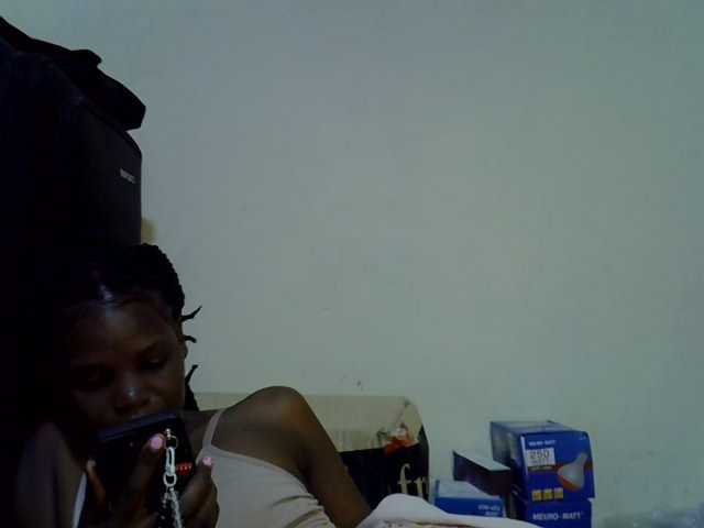 Cute-aliyah live cam on BongaCams