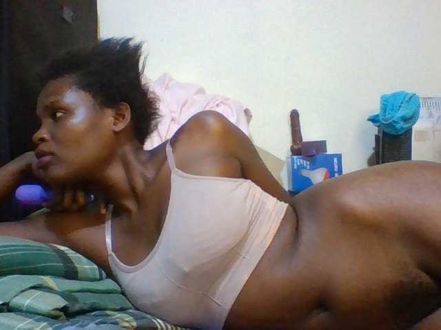 Cute-aliyah live cam on BongaCams