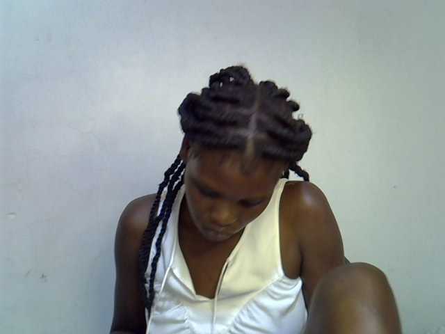 Cute-aliyah live cam on BongaCams