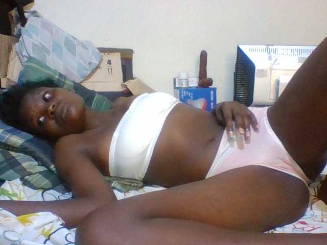 Cute-aliyah live cam on BongaCams