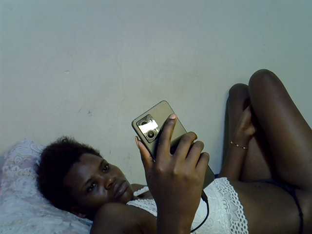 Cute-aliyah live cam on BongaCams