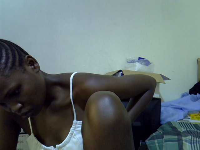 Cute-aliyah live cam on BongaCams