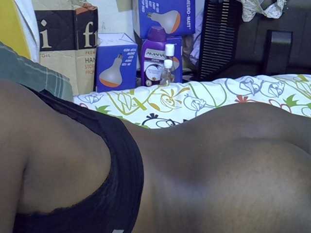 Cute-aliyah live cam on BongaCams