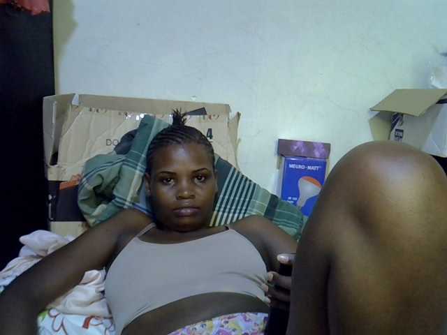 Cute-aliyah live cam on BongaCams