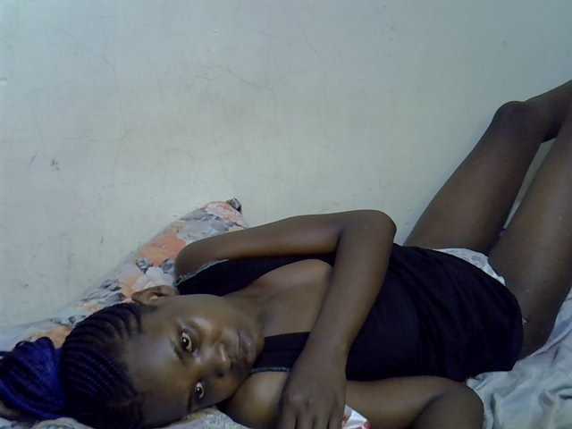 Cute-aliyah live cam on BongaCams