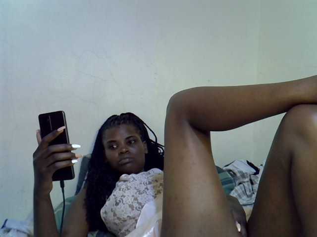 Cute-aliyah live cam on BongaCams